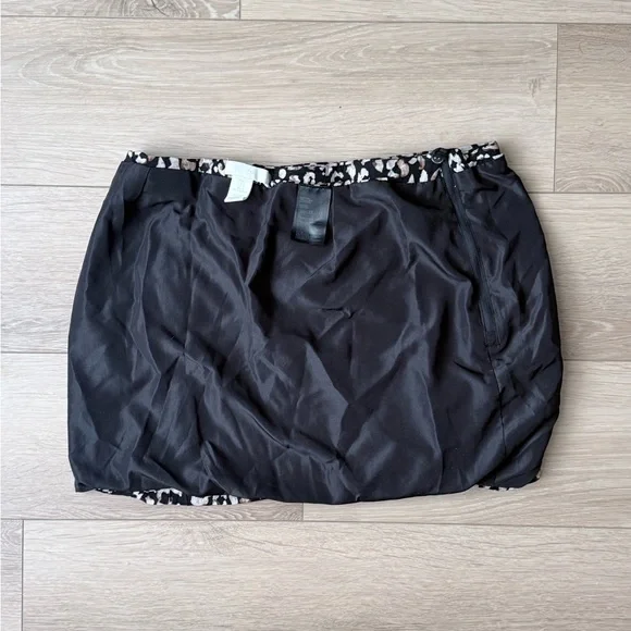 H&M Black and White Animal Print Mini Skirt - Picture 6 of 6